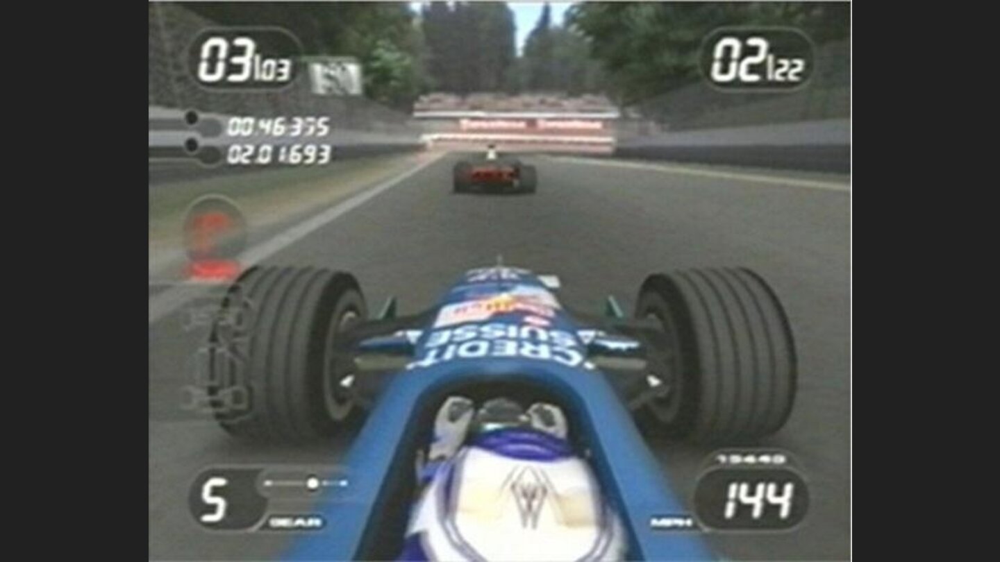 Raikkonen is tucked in the slipstream of Michael!