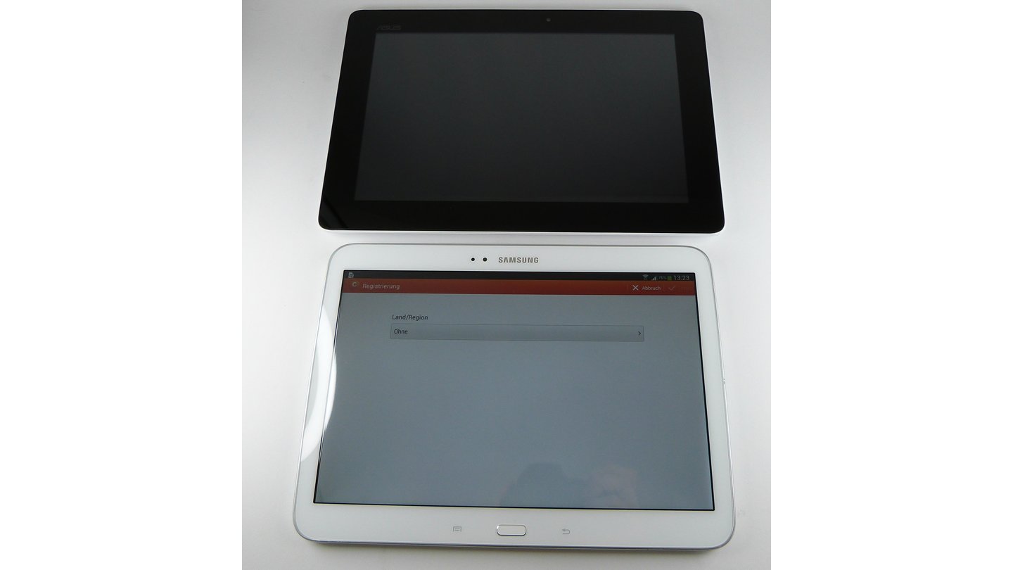 Galaxy Tab 3 10.1 vs. Asus Memo Pad FHD 10 hochkant