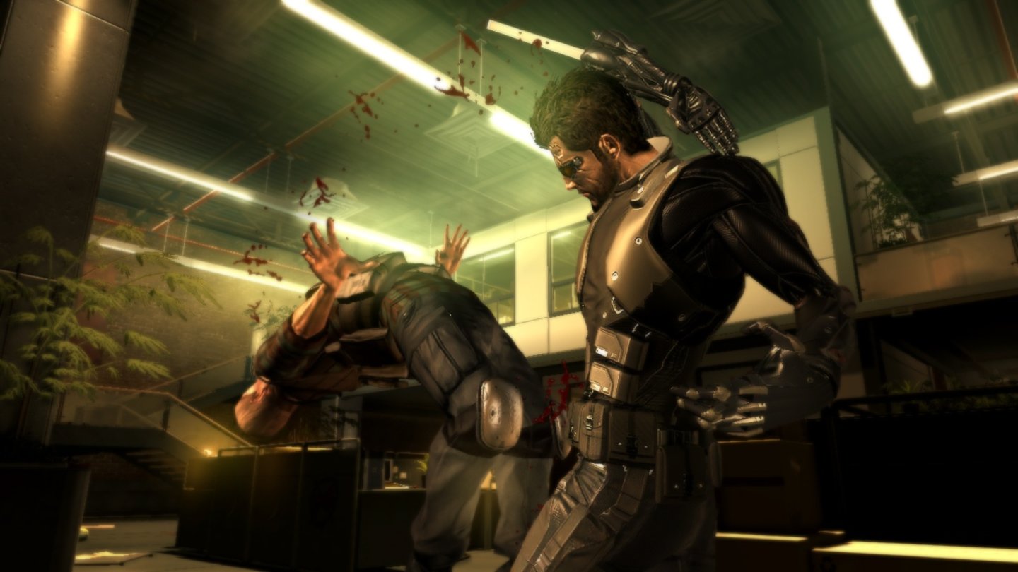Deus Ex: Human RevolutionNahkampfattacken schalten Gegner blitzschnell aus, verbrauchen aber begrenzte Energie.