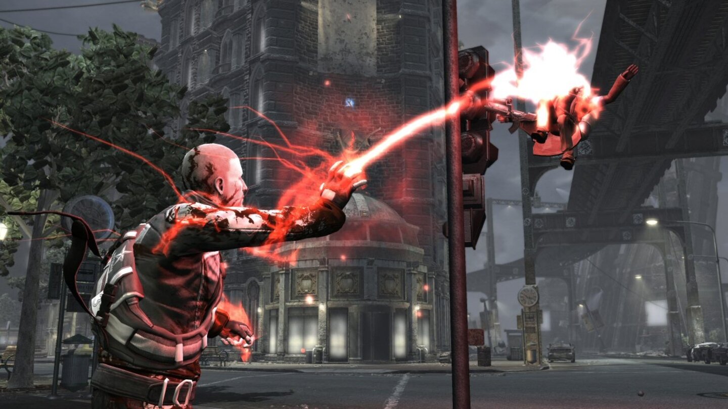 Infamous 2Nach Fanprotesten wird inFamous 2-Hauptdarsteller Cole nun doch wieder aussehen wie im äußerst gelungenen Vorgänger von 2009. Der an New Orleans angelehnte Schauplatz New Marais wirkt außerdem viel unverbrauchter als das dröge Empire City. (Nur für PS3)