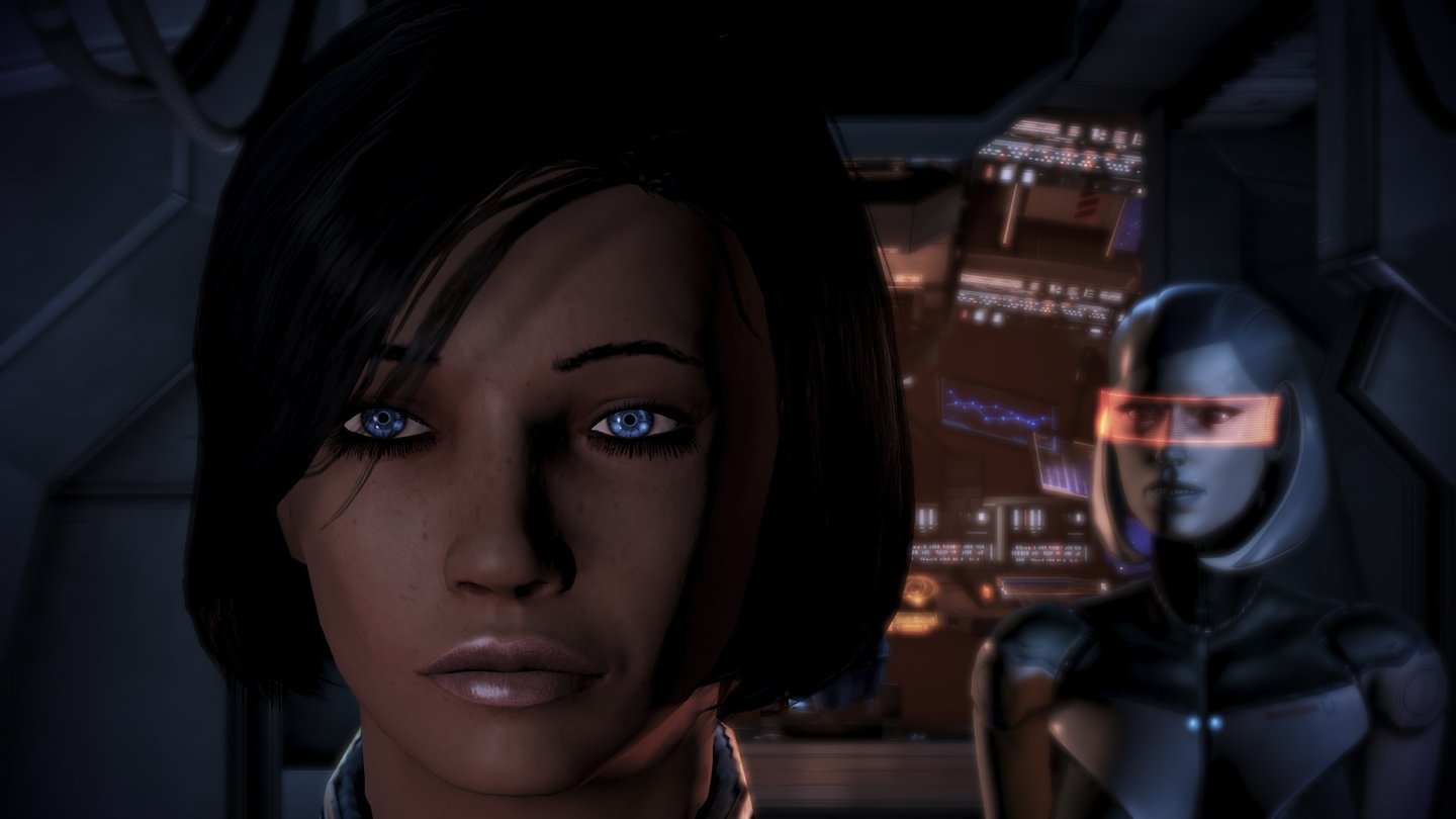 Mass Effect 3 - Shepard-Wettbewerb: Kevin BehrendtCharaktername: Kassandra Shepard„Ich dachte Sie sind tot!?“ rief eine weibliche Stimme überrascht. Shepard sah zu einer dunkelhäutigen Frau, ihre Gesichtszüge erhellten sie als sie sich erinnerte „Parasini! Dachte Sie hassen Röcke.“„Sie haben es nicht vergessen und ich nicht dass ich Ihnen ein Bier schulde. Setzen Sie sich.“ Einladend deutete sie auf den Platz neben sich, den Shepard direkt besetze. Obwohl beide einander kaum kannten unterhielten sie sich wie alte Schulfreundinnen. Shepard grinste beim Lesen der Nachricht, die Parasini hinterließ, nachdem sie sich überraschend verabschiedete. Mit Ihnen wird's nie langweilig.