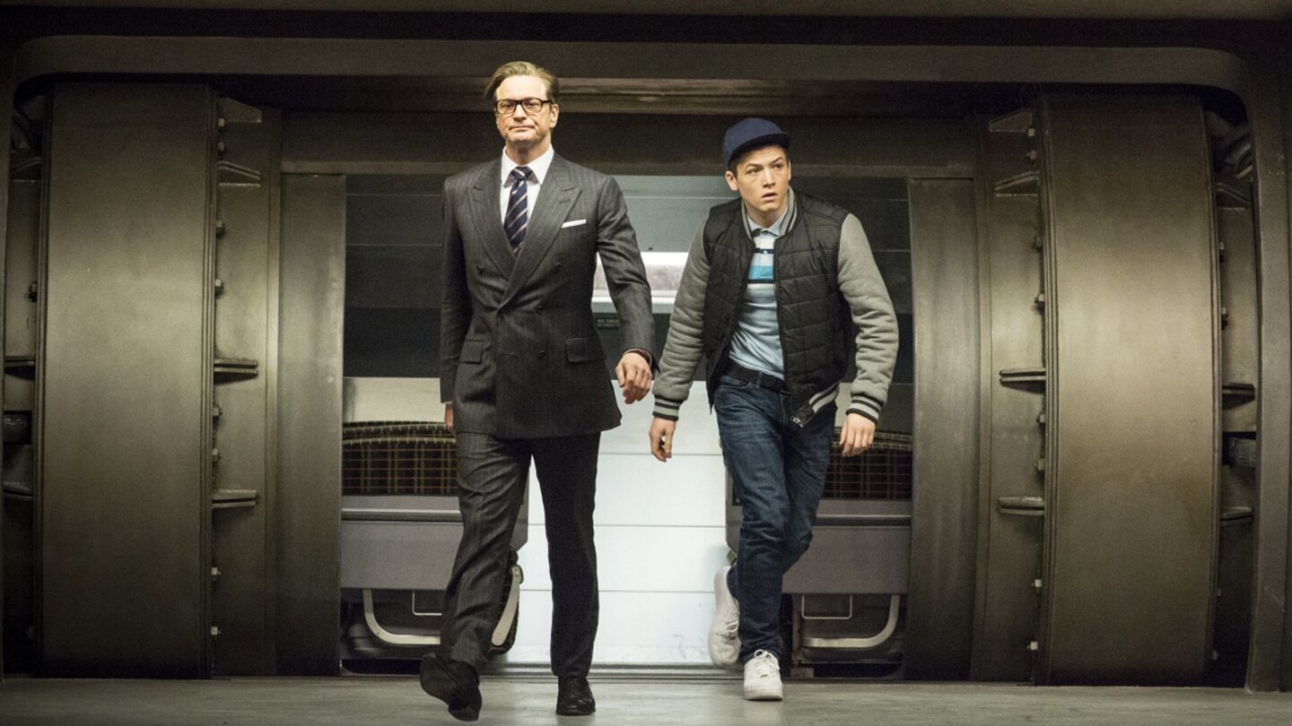 Kingsman: The Secret ServiceHier treffen Welten aufeinander: Der steife Geheimagent Harry Hart (Colin Firth) und sein Schützling Eggsy (Taron Egerton) müssen sich erst aufeinander einstellen.