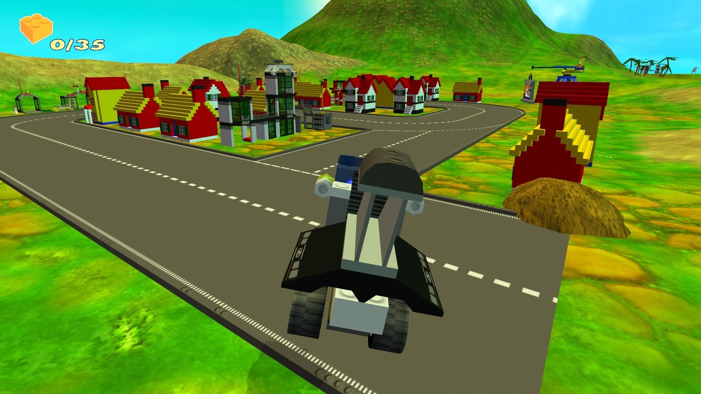 2001 – Lego Racers 2Lego Racers 2 bietet im Gegensatz zu Lego Racers eine deutlich größere Auswahl an Fahrzeugen. Neben den aus dem ersten Teil bekannten Karts gibt es nun Trucks, Panzer-ähnliche Vehikel und Schneefahrzeuge, die alle individuell angepasst werden können. Die Rennen erstrecken sich über fünf verschiedene, thematisch variierender Spielwelten, die den Lego-Themenwelten wie Lego-City, Lego-Abenteuer oder Lego-Mars nachempfunden sind. Diese sind über Portale miteinander verbunden.Alle Fahrzeuge können mit Upgrades verbessert werden. Power-Ups wie Unsichtbarkeit oder Raketen lassen sich während der Rennen gegen Gegner einsetzen. Zum Schluss darf sich der Spieler mit dem legendären »Rocket Racer«, dem besten Rennfahrer des Universums, auf dem Planeten Xalax messen. Alternativ steht der Splitt-Screen-Modus zur Verfügung um Freunde (oder Feinde) am heimischen PC herauszufordern.