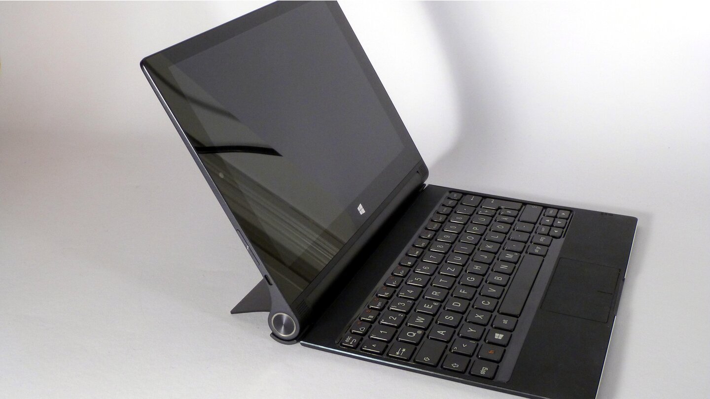 Lenovo Yoga 2 - als Netbook von der Seite