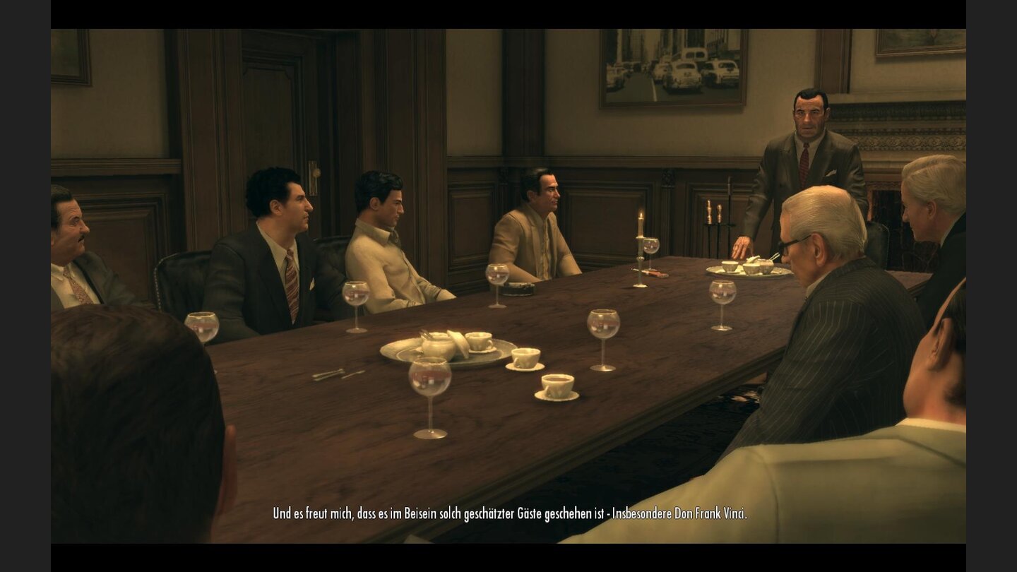 Balls und BeansIn einer feierlichen Zeremonie werden Sie und Joe in die Familie Falcone aufgenommen.