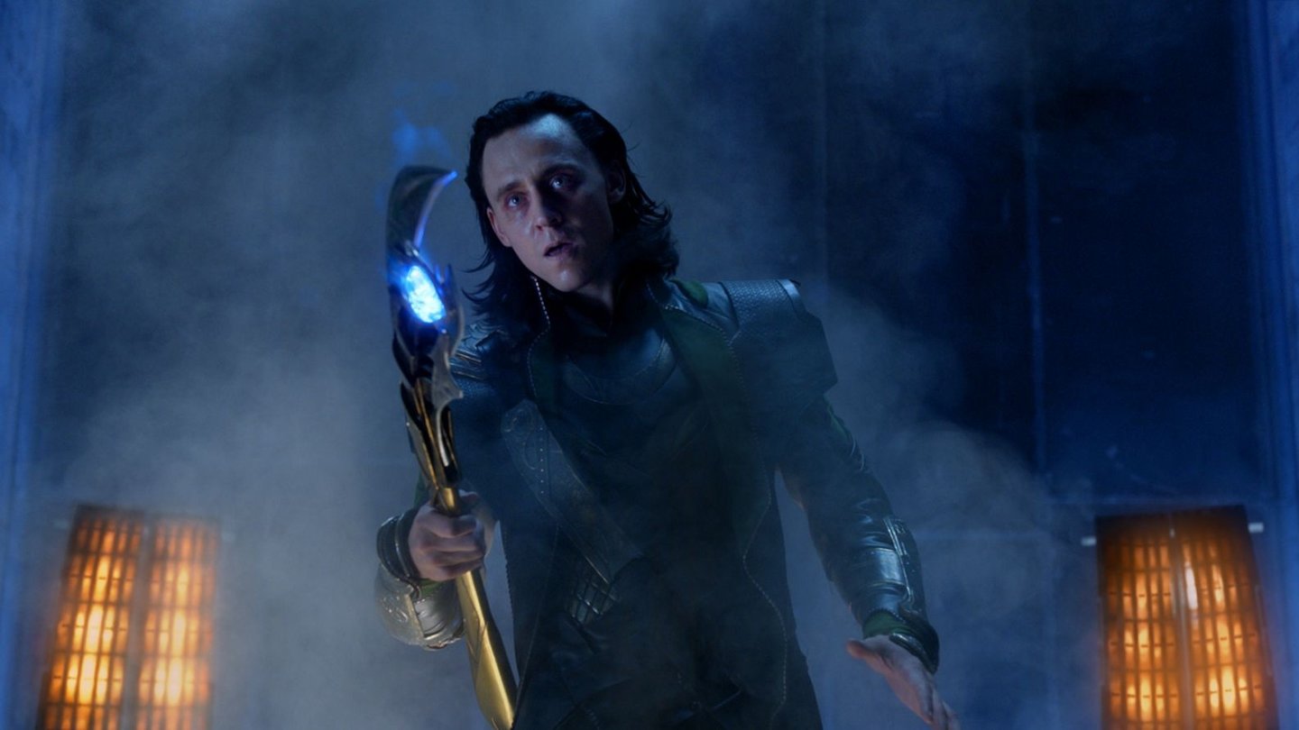 Marvel’s The Avengers… werden aber von Loki überrumpelt.