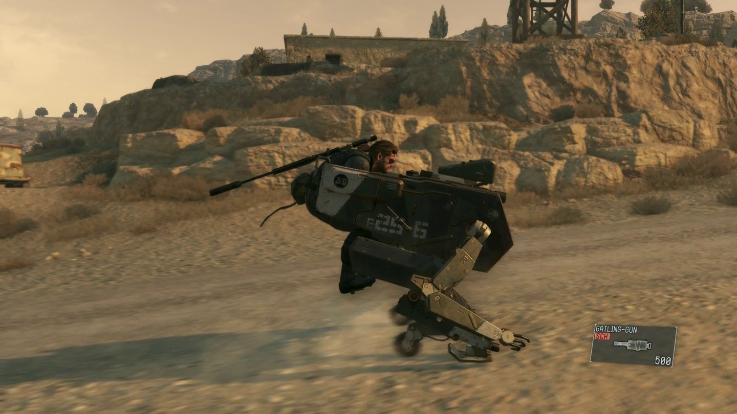 Metal Gear Solid 5: The Phantom PainDer D-Walker lässt sich bewaffnen und ist zudem recht flott unterwegs.