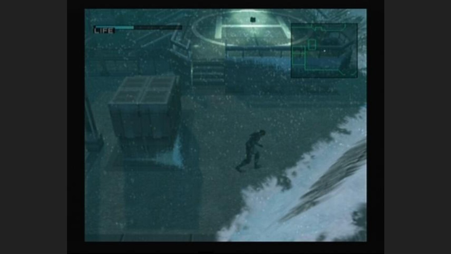 With all the lightposts reflecting upon the helipad its better to find a way around it.