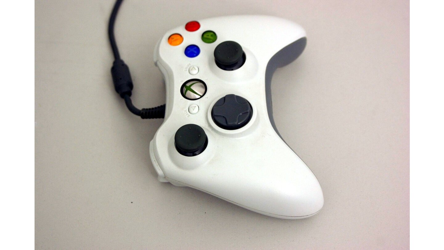 Microsoft Xbox 360 Controller 03