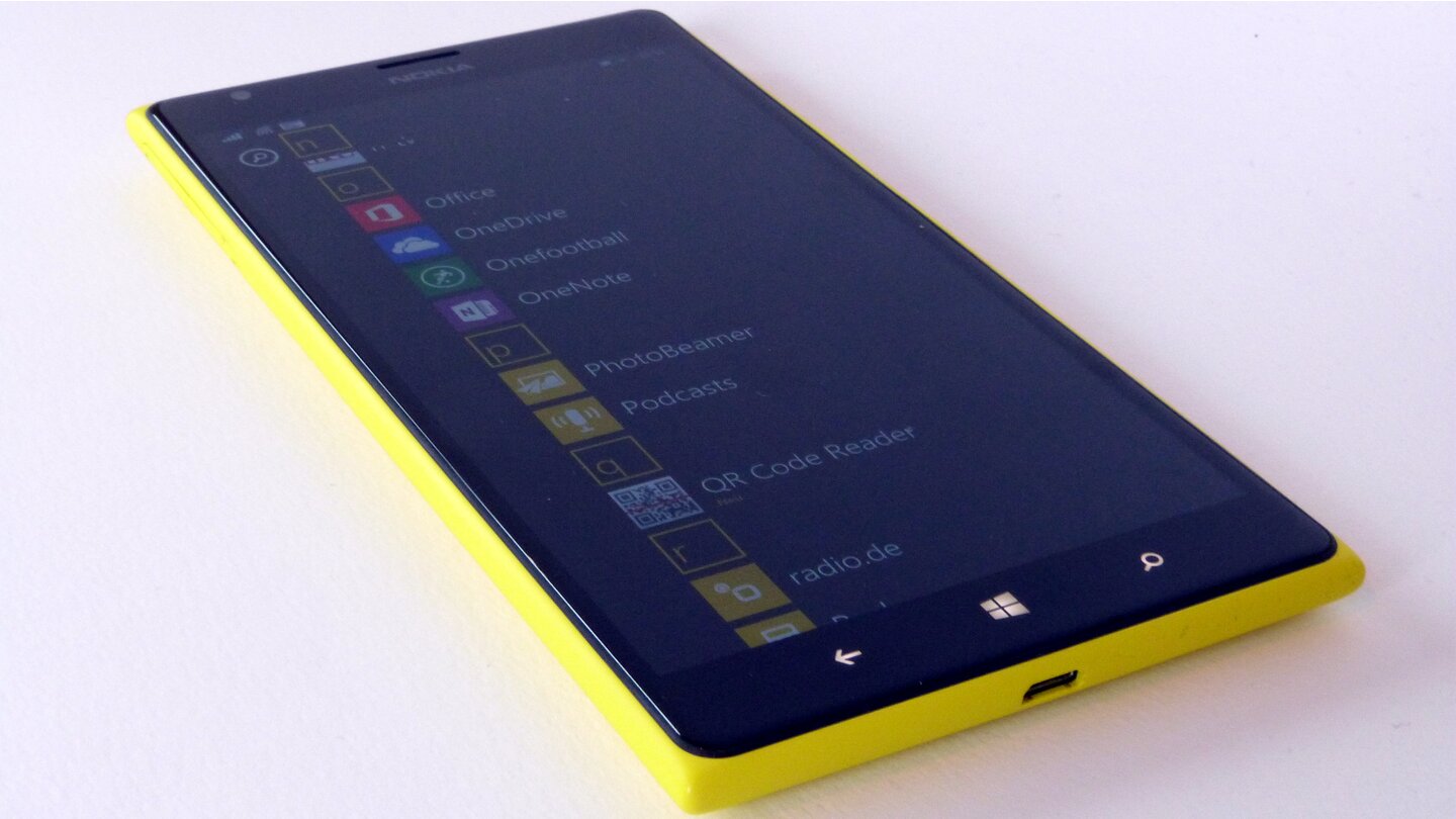 Nokia Lumia 1520 - Front