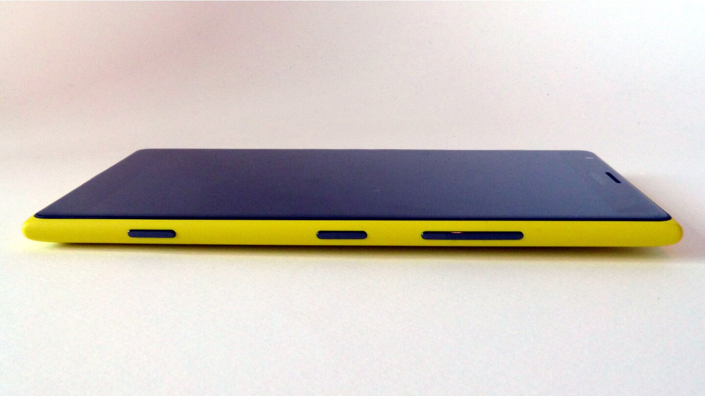 Nokia Lumia 1520 - seitliche Knöpfe