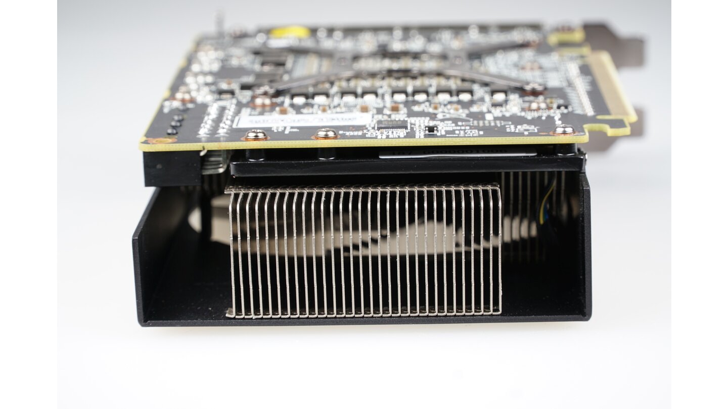 Powercolor Radeon RX Vega 56 Nano Edition