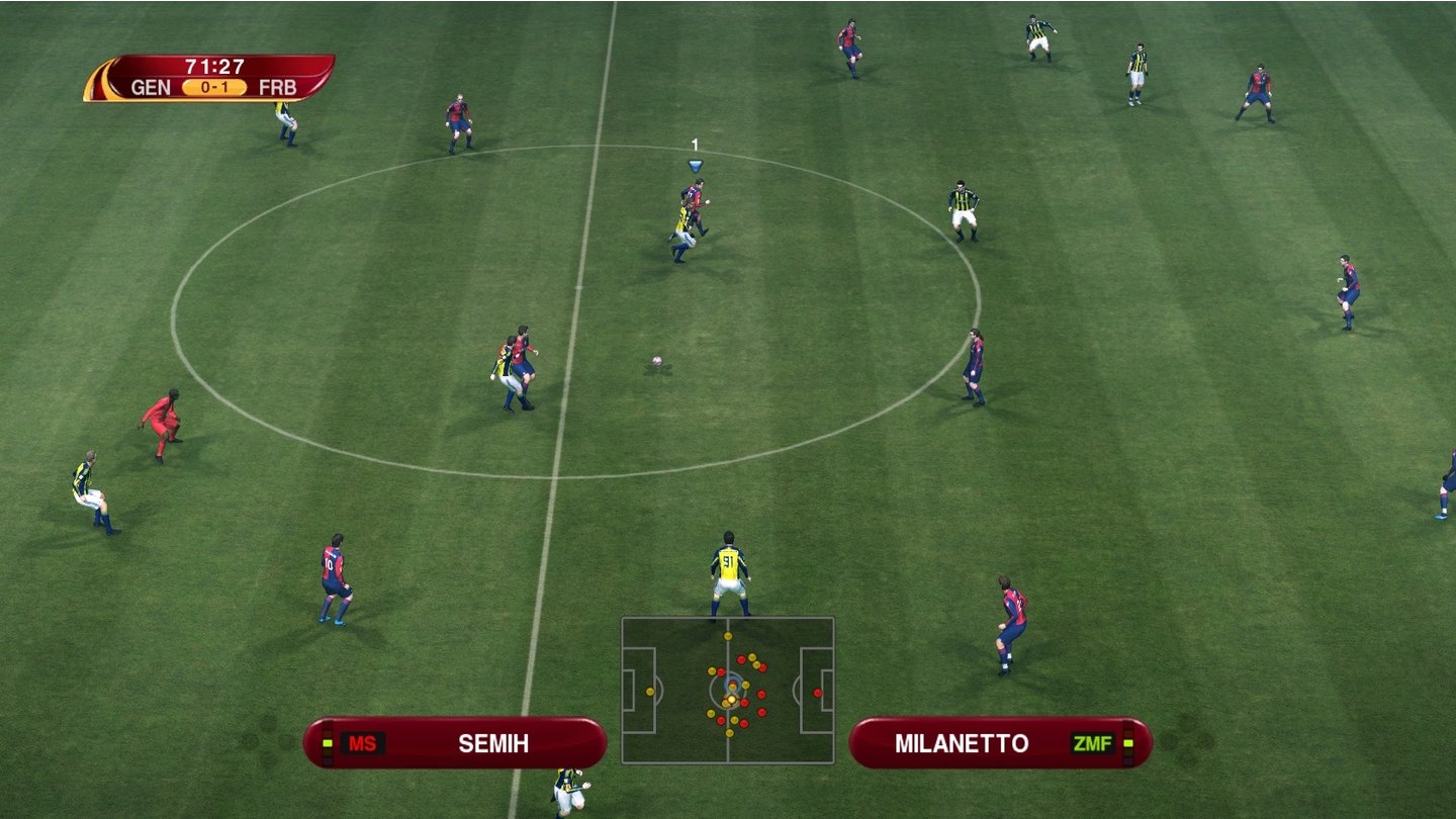 Pro Evolution Soccer 2010Bei den Partien der Europa League färbt sich das Interface rot, passend zum Turnierlogo.