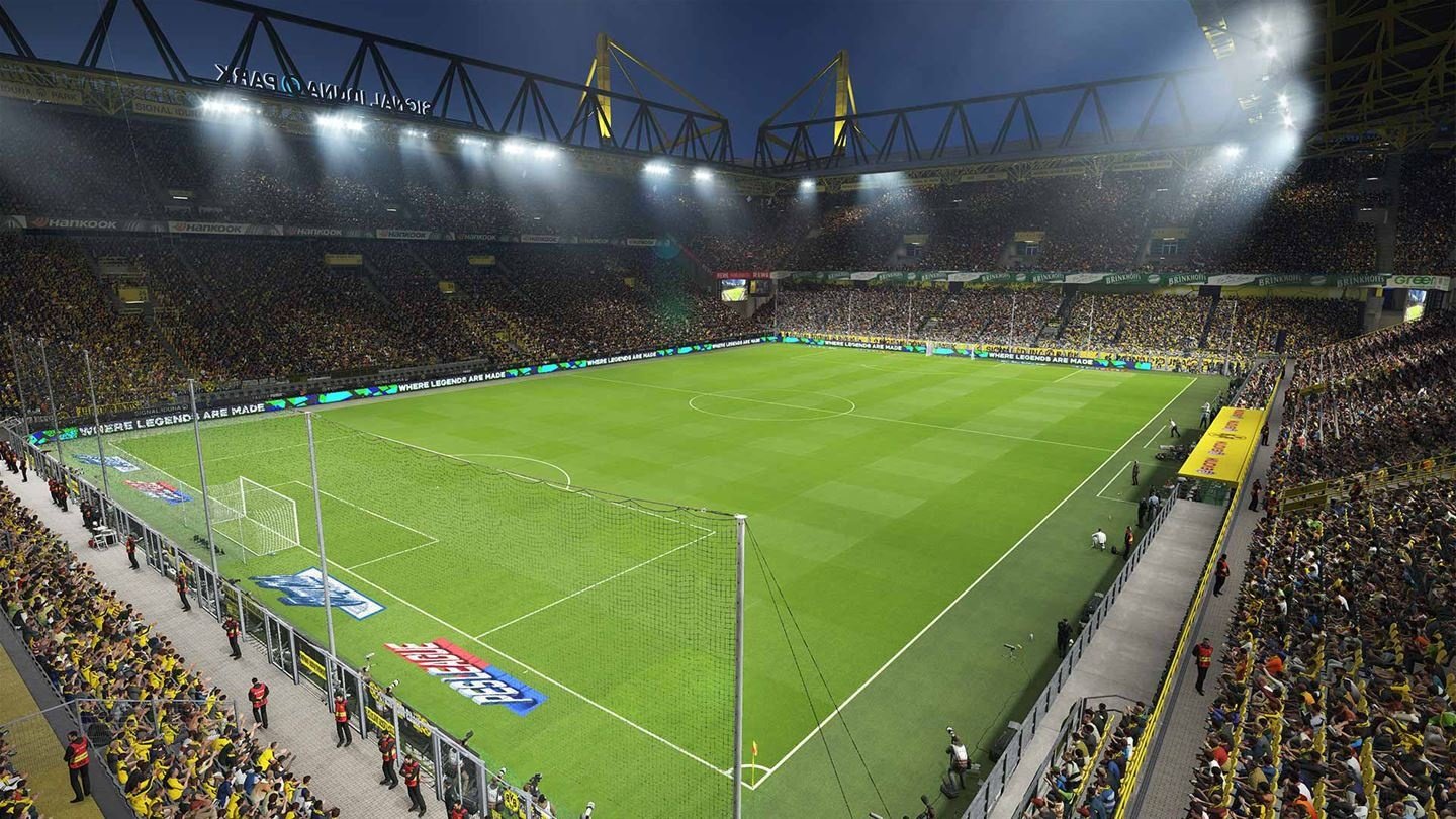 Pro Evolution Soccer 2018Der Signal Iduna Park, Stadion von Borussia Dortmund