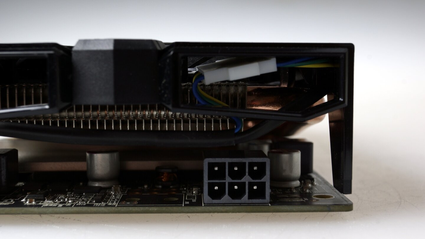 Radeon R7 265