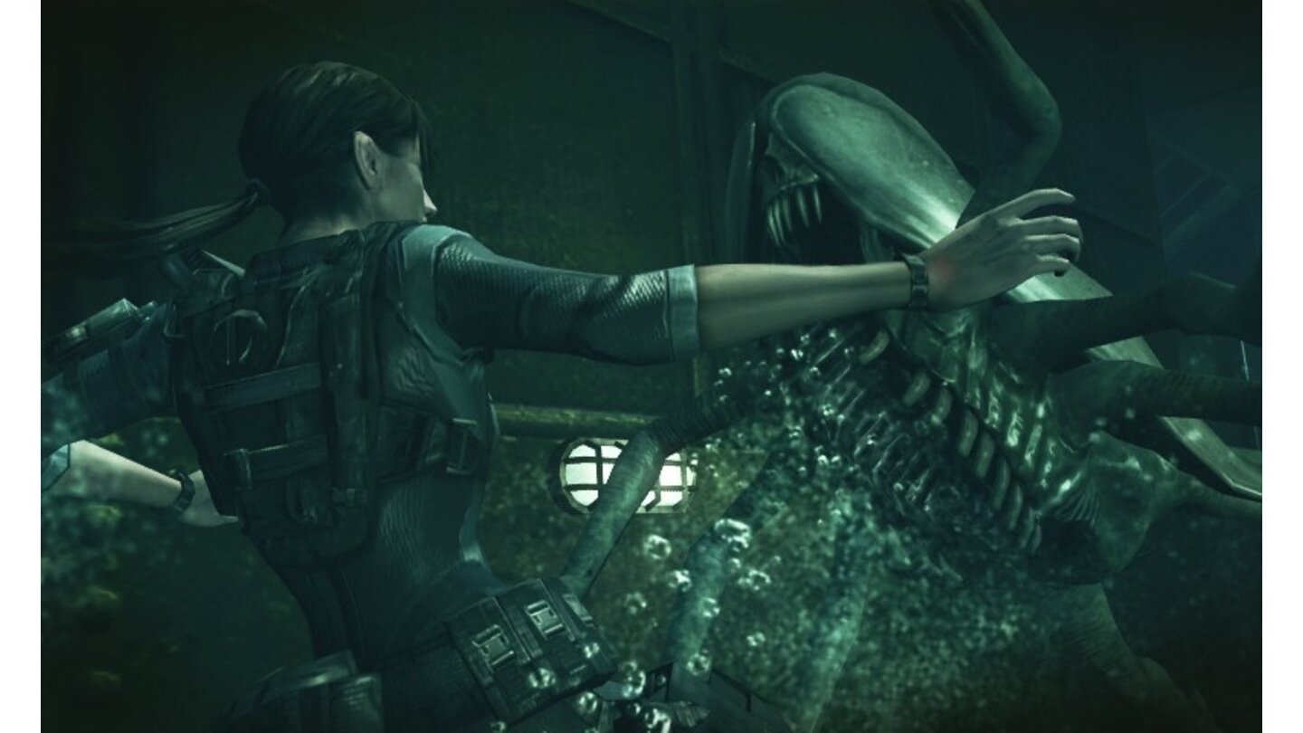 Resident Evil: RevelationsAuch unter Wasser lauern Gefahren, wie dieses Wesen mit riesigem Maul eindrucksvoll unter Beweis stellt.