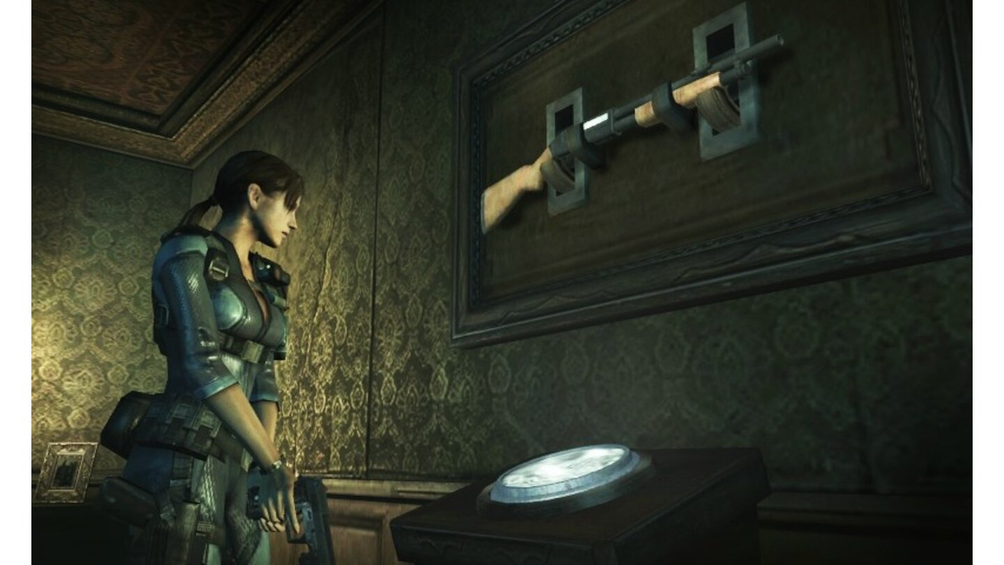 Resident Evil: RevelationsEin kleines Rätsel: An diese Schrotflinte kommt man nur, wenn man eine entsprechende runde Platte für den Sockel findet.
