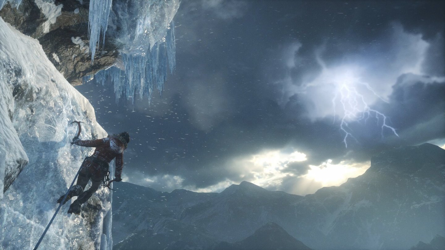 Rise of the Tomb RaiderTomb-Raider-Gesetz: Natürlich braut sich während Laras Klettertour ein verheerender Sturm zusammen.