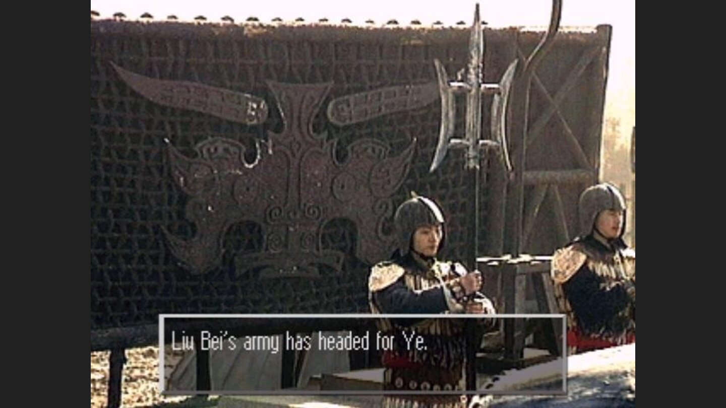 Even some option screens, such as here where you order your troops to battle, feature pictures taken from a Romance of the Three Kingdoms video.