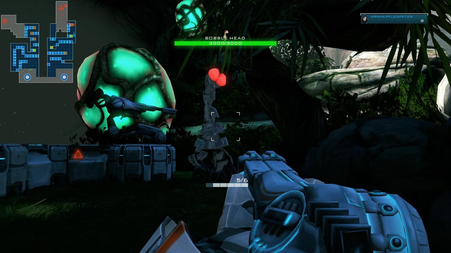 Sanctum 2Die Gegnerwellen sind zwar kleiner als noch in Sanctum 1, alte Bekannte wie diesen leicht abgewandelten Booble Head und seine rot leuchtenden Weichteile kennen Fans aber noch aus dem ersten Teil.