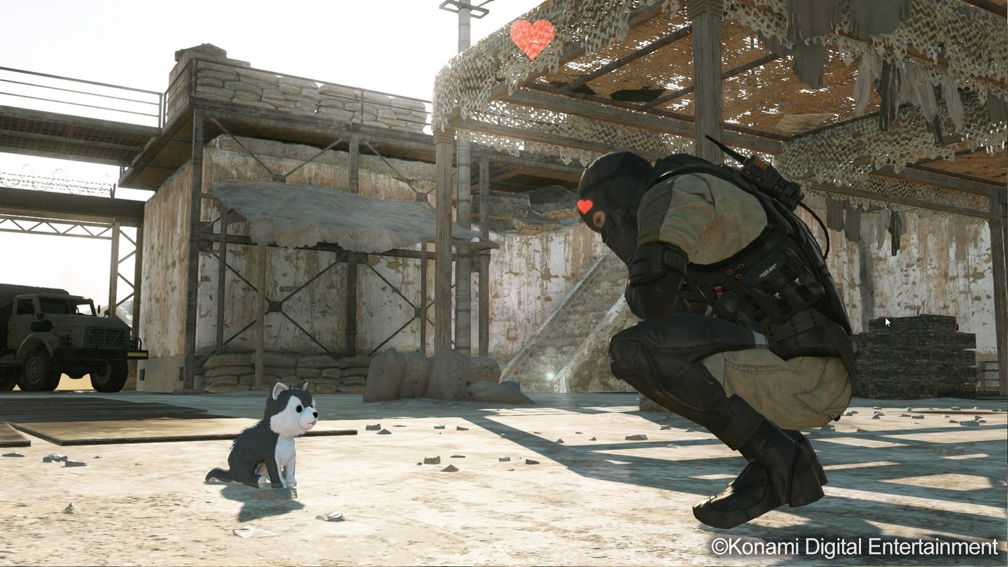 Metal Gear OnlineDer Plüschhund lähmt uns, sobald wir den Blick darauf zentrieren.