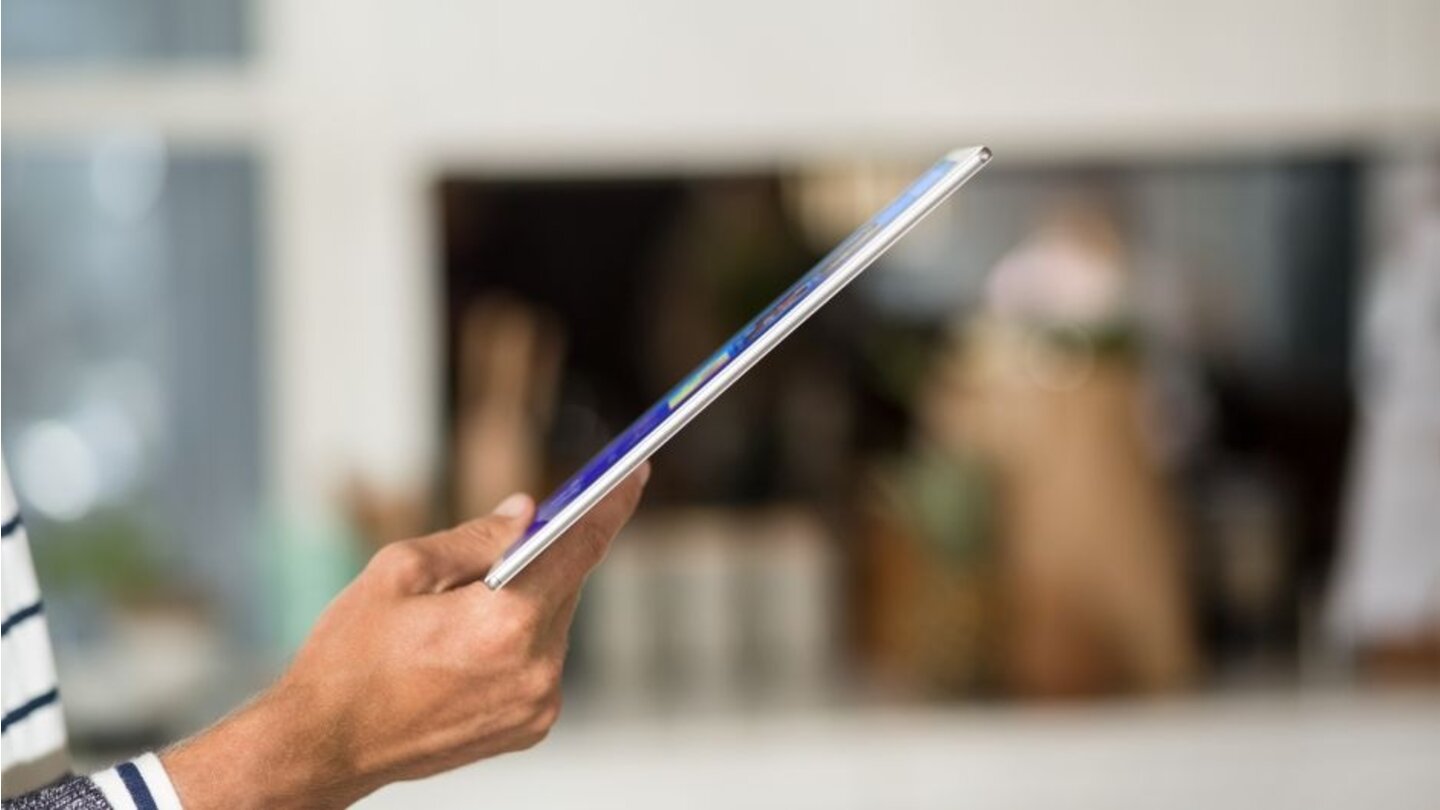 Sony Xperia Tablet Z4 - Das leichte Tablet lässt sich auch längere Zeit bequem halten