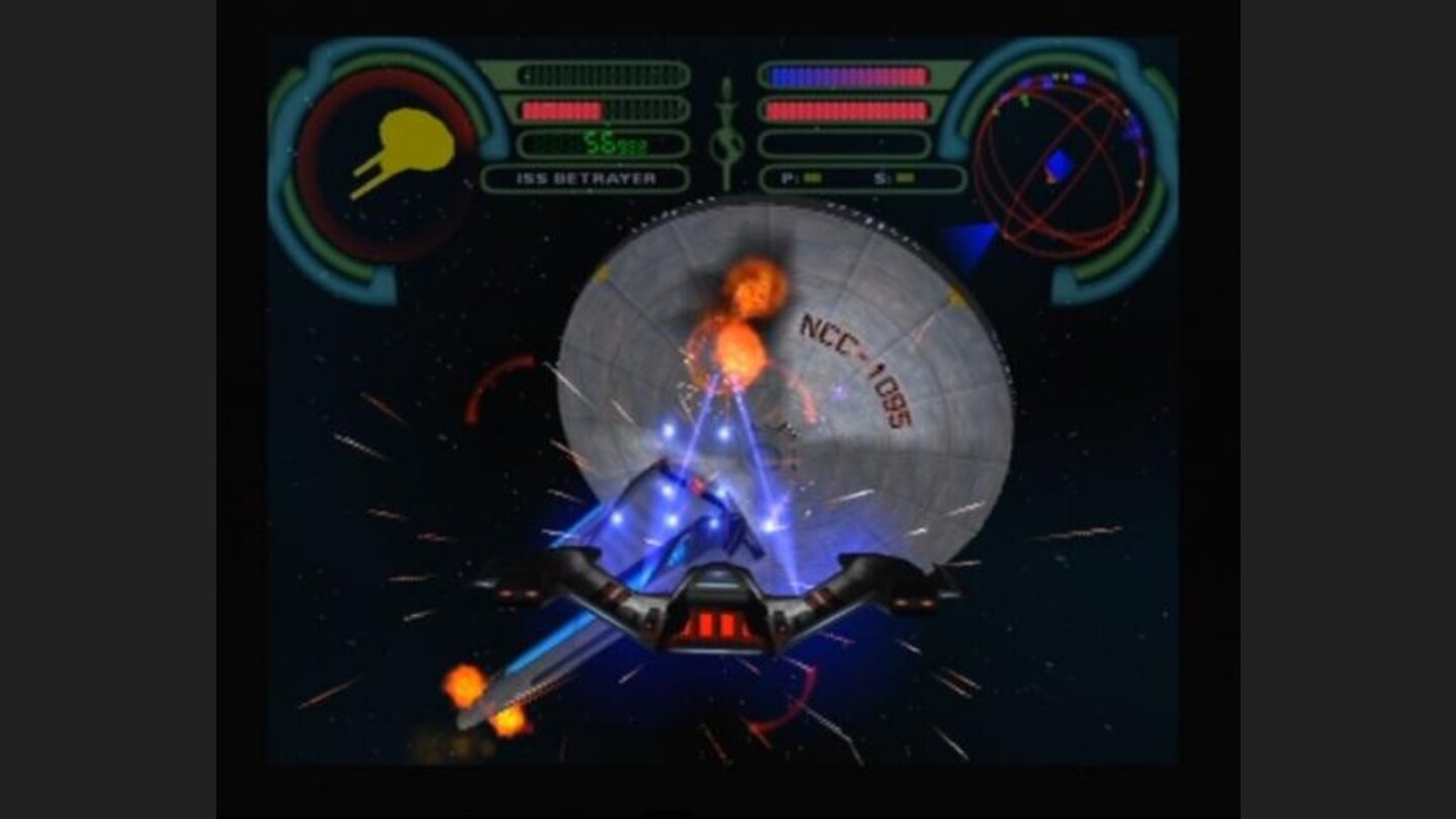 Blasting the ISS Betrayer where it hurts the most, hull strength is on but a 50%