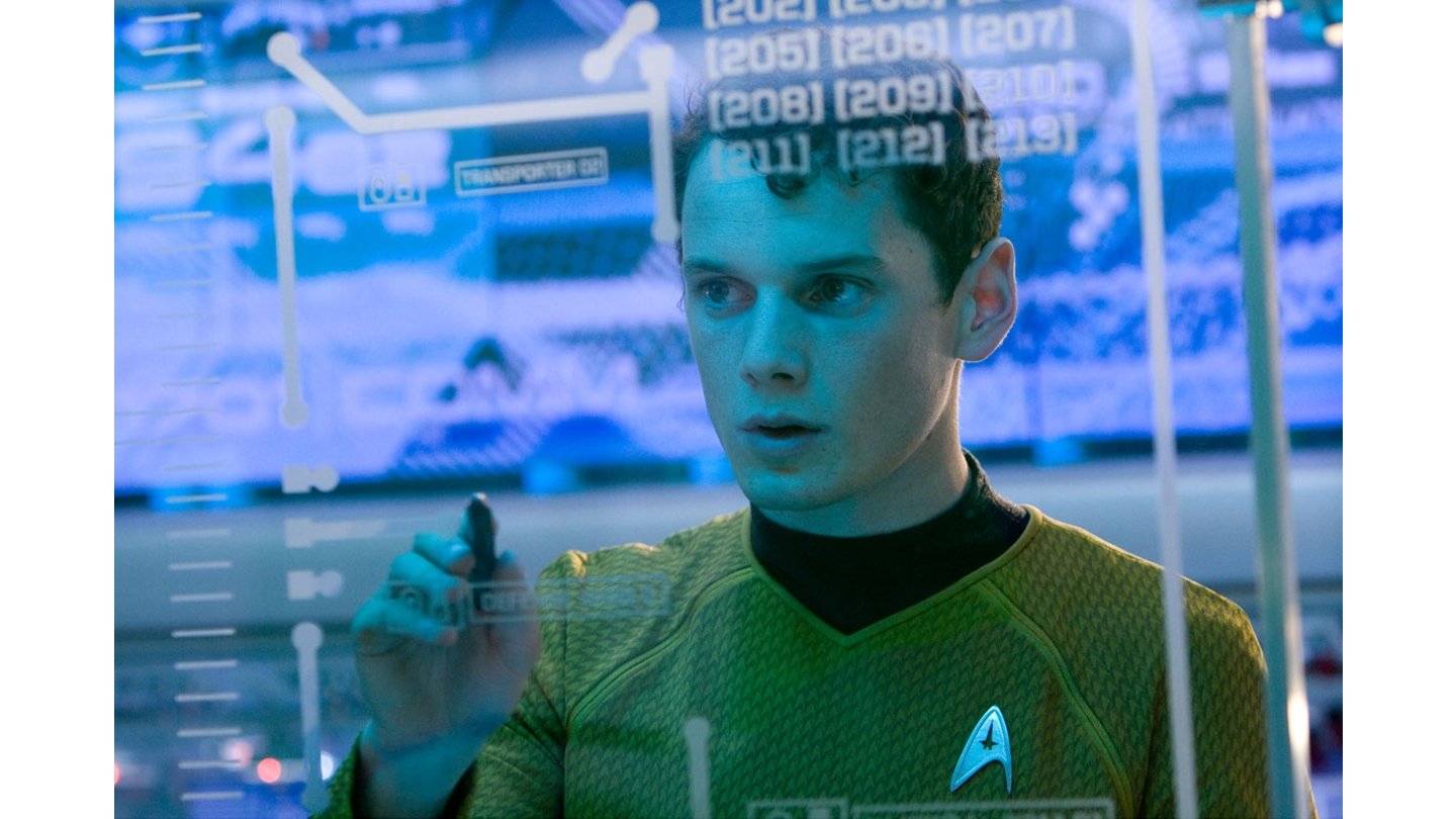 Star Trek: Der FilmFähnrich Pavel Andreievich Chekov (Anton Yelchin) ist der Navigator der Enterprise. Sein russischer Akzent macht ihm schwer zu schaffen.