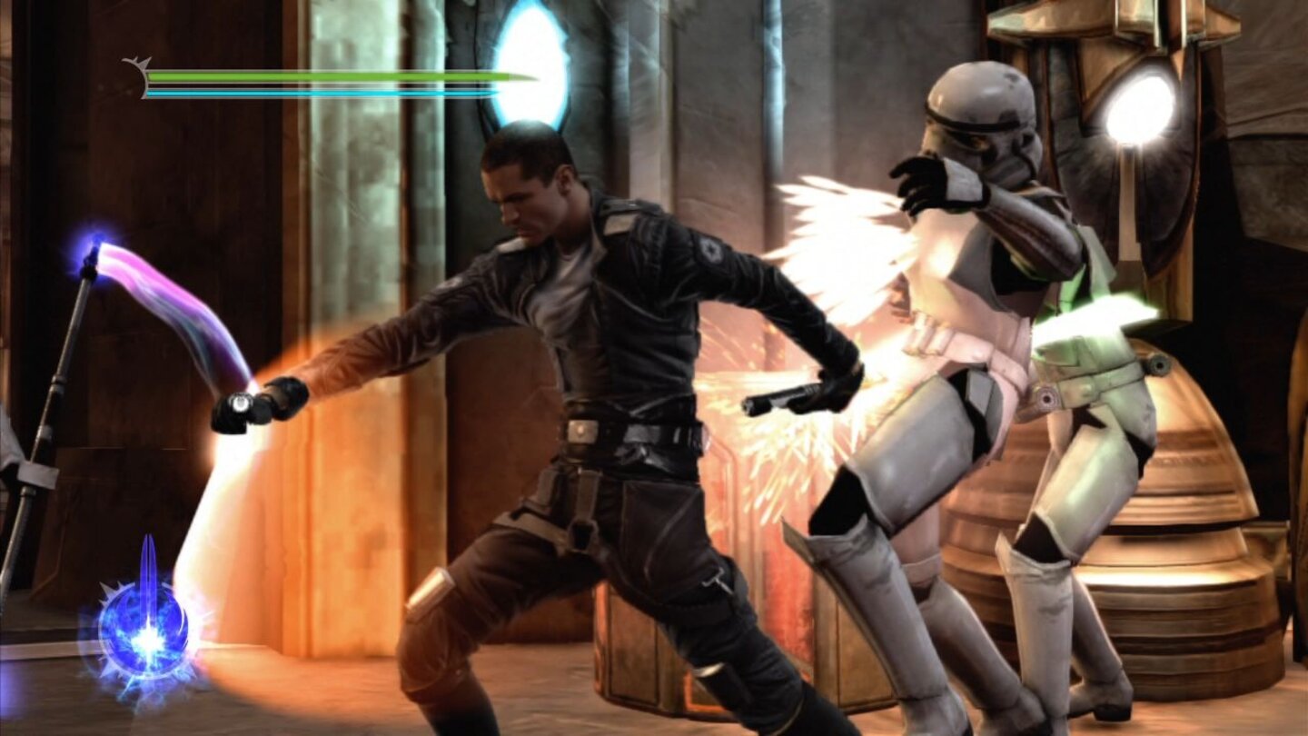 Star Wars: The Force Unleashed 2Ein Sturmtruppler bekommt nacheinander Starkillers Doppel-Klingen vorgestellt.