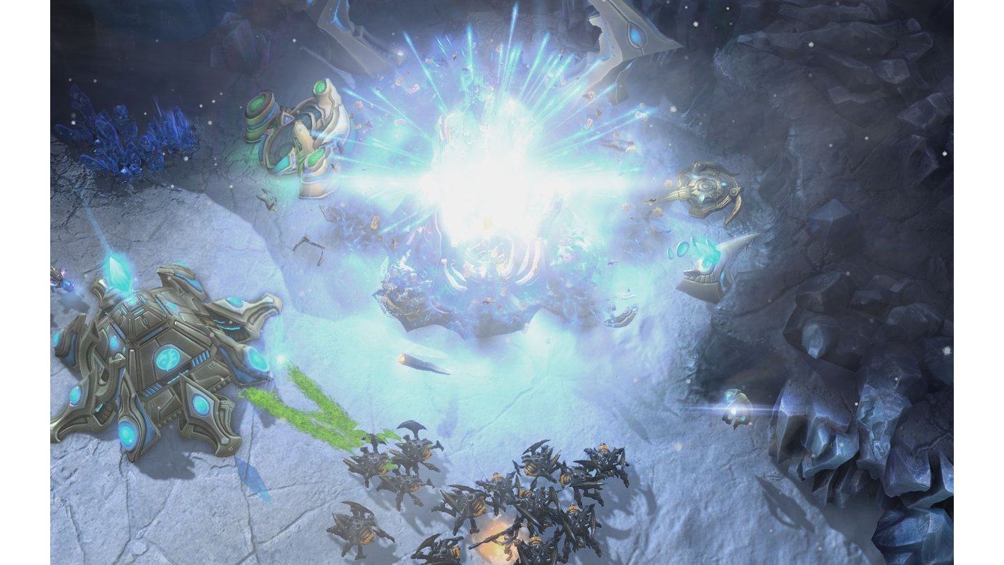 StarCraft 2: Heart of the SwarmEin Protoss-Kommunikations-Turm wurde zerstört.