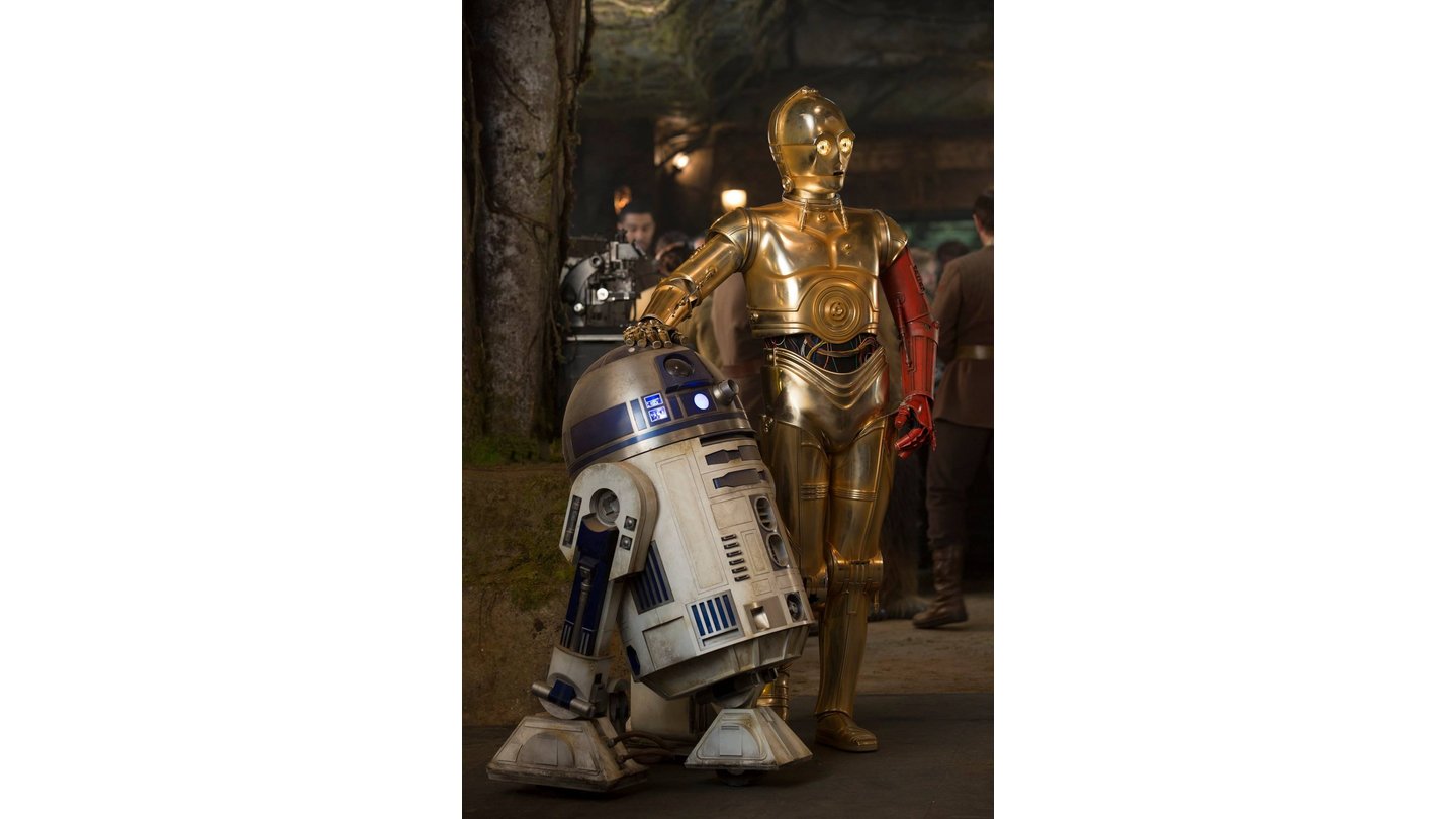 Star Wars: Episode 7C-3PO (Anthony Daniels) und R2-D2 (Kenny Baker) dürfen natürlich auch im neuen Star-Wars-Abenteuer nicht fehlen.
