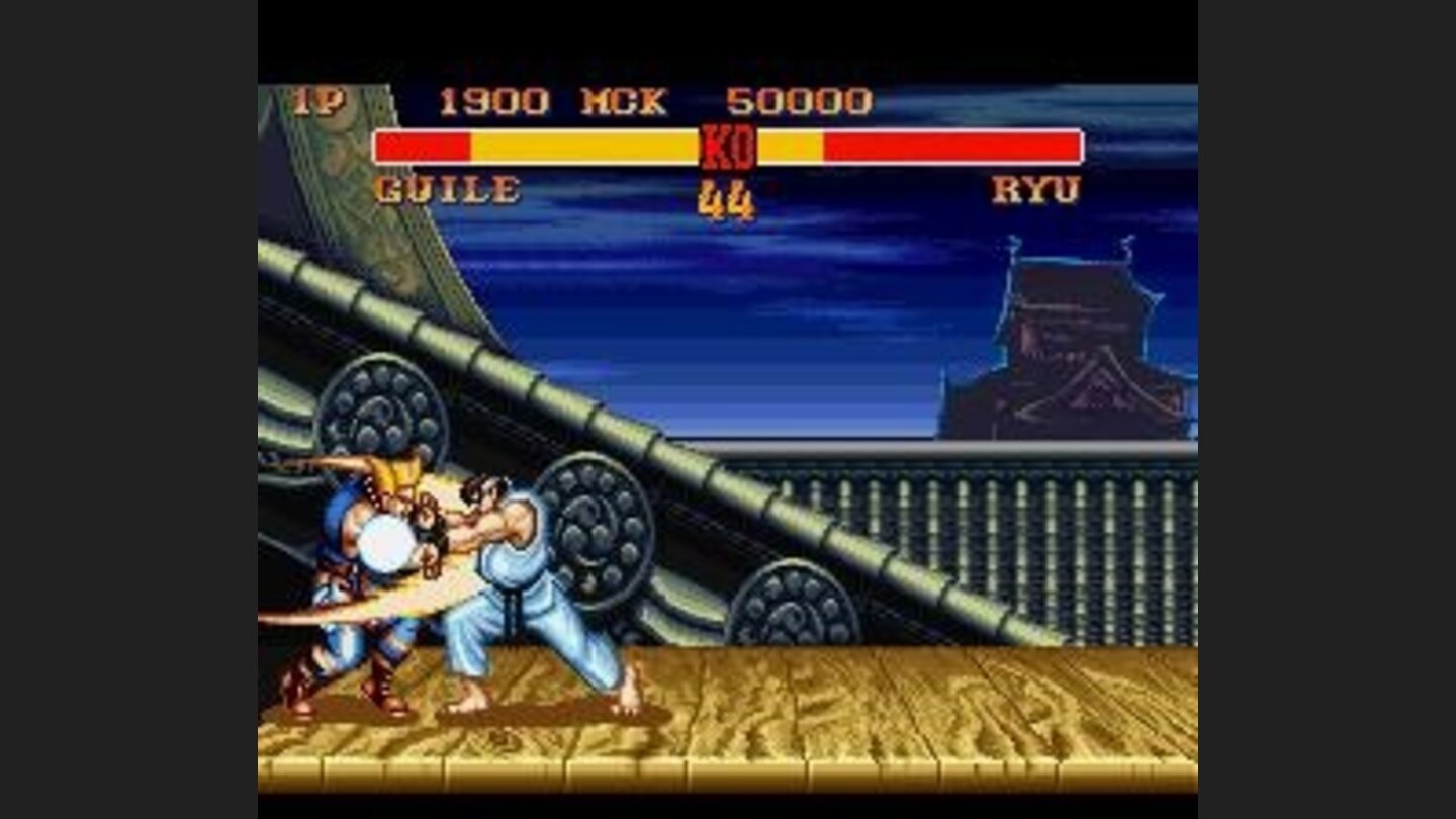 Hadou-Ken and Sonic Boom: clash of projectiles!