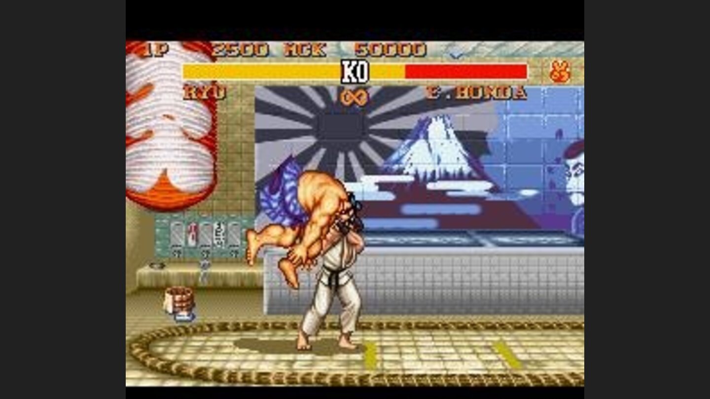 Ryus throw performed with High Punch button.