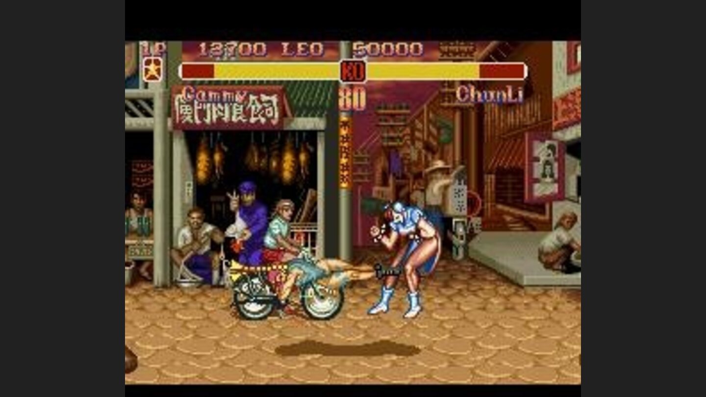 Cammy smashes any fighter with her Cannon Drill!