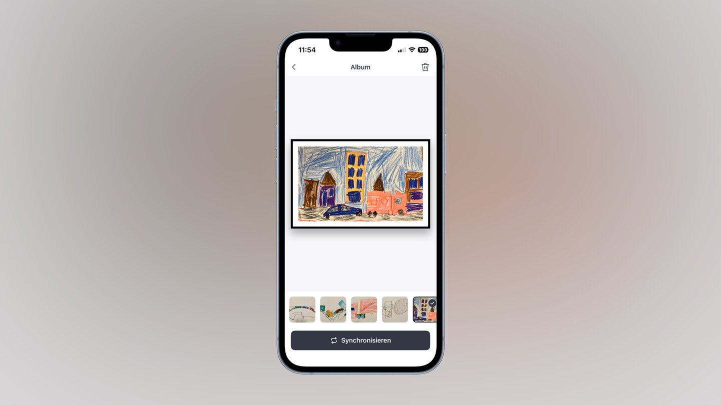 SwitchBot AI Art Frame App - Das verwendbare Album bietet Platz für 10 Bilder.