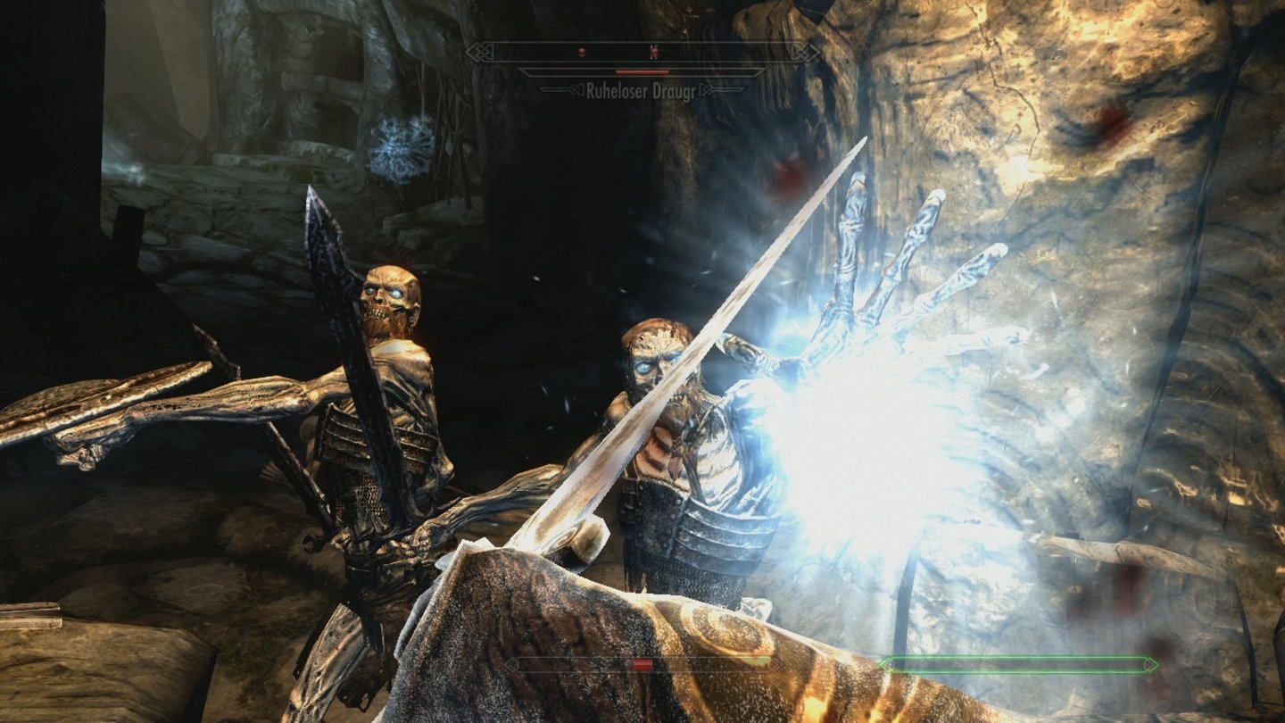 The Elder Scrolls 5: Skyrim (Xbox 360)Kämpfe gegen mehr als einen Gegner sind ganz schön knackig.
