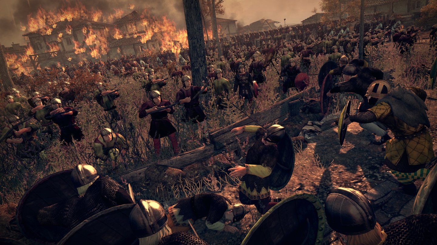 Total War: AttilaDie Römer verfügen im Jahr 400 bereits über leichte Armbrüste. Die sind sehr nützlich gegen dick gepanzerte Barbareninfanterie, allerdings nicht im direkten Nahkampf wie hier.