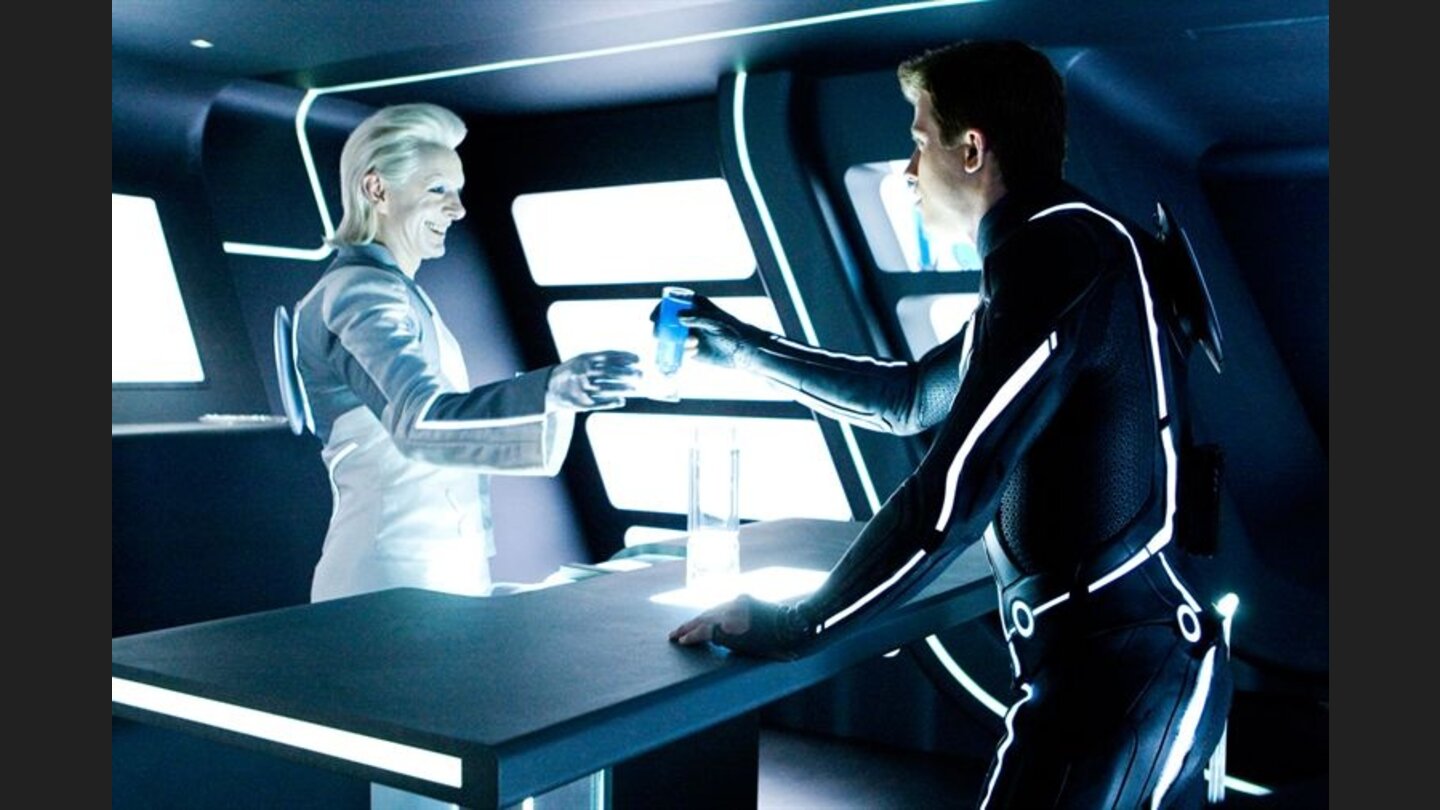Tron LegacyDer aufwendige Tron: Legacy ist der erste Spielfilm von Regisseur Joseph Kosinski. (Bildrechte: Walt Disney Studios Motion Pictures Germany)