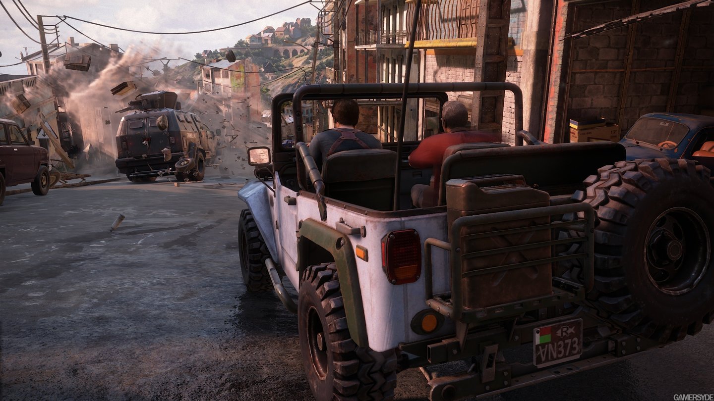 Uncharted 4: A Thief's EndBei der Hetzjagd durch die Favela geht einiges zu Bruch.