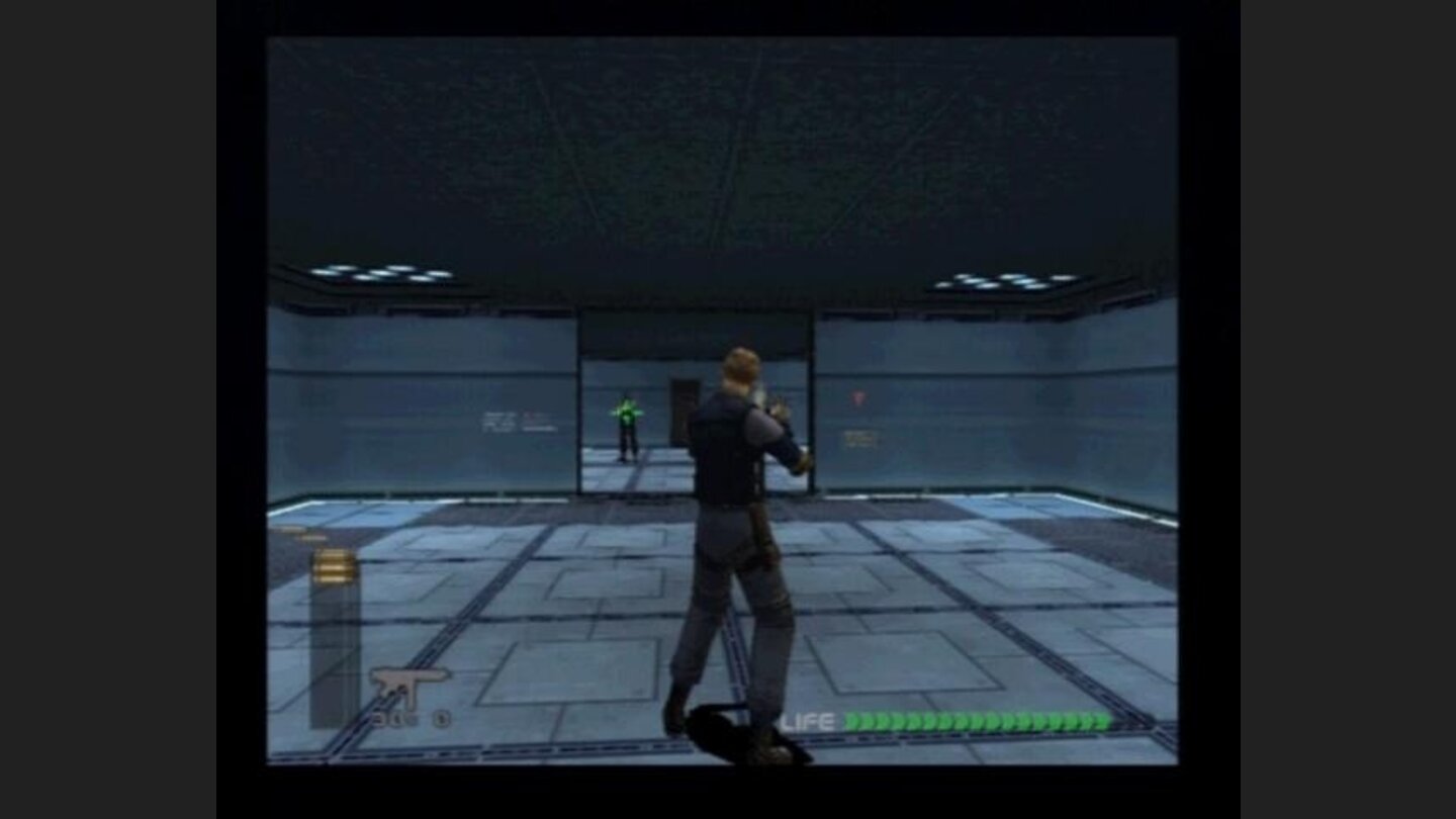 Using machine gun is best when targeting distant foes.