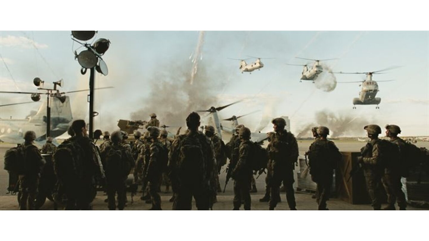 World Invasion: Battle Los AngelesWie der Name des Films schon vermuten lässt, könnten weite World Invasion-Filme folgen, falls der erste Streifen erfolgreich sein sollte.(Bildrechte: Warner Bros. Pictures Germany)