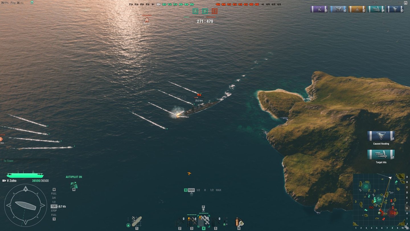World of WarshipsMit der Insel im Rücken kann der dicke Dampfer unseren Torpedos kaum ausweichen. Treffer!
