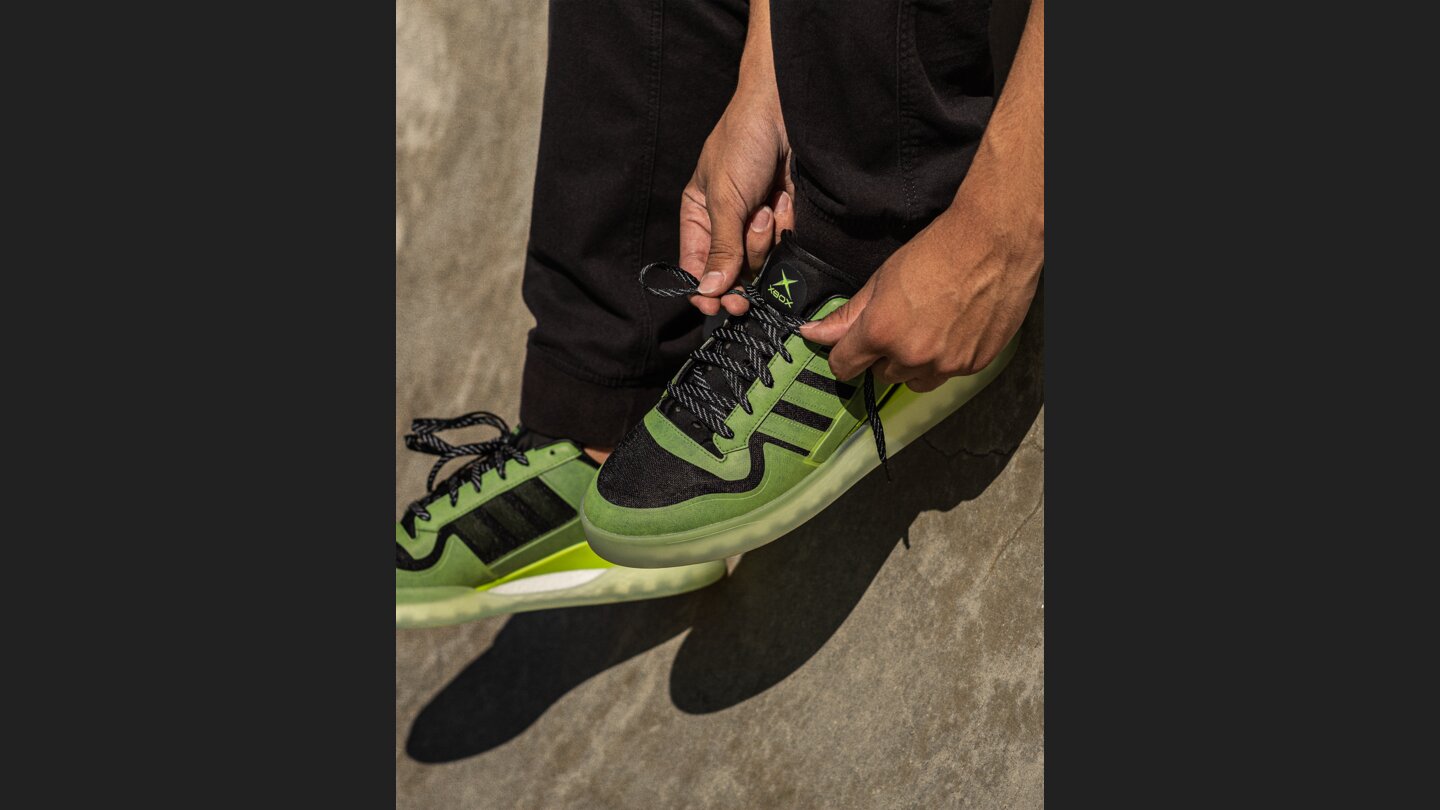 Xbox kooperiert mit Adidas zum 20. Geburtstag