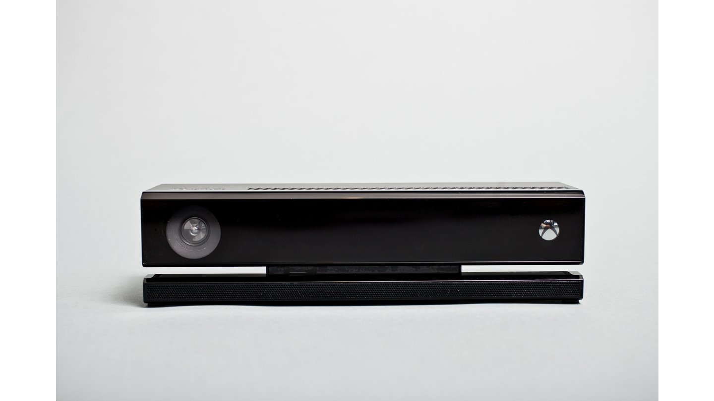 Xbox OneGegenüber dem ersten Kinect soll die neue, jeder Konsole beigelegte Version ein Quantensprung sein.