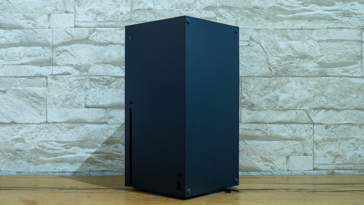Xbox Series X Front 3