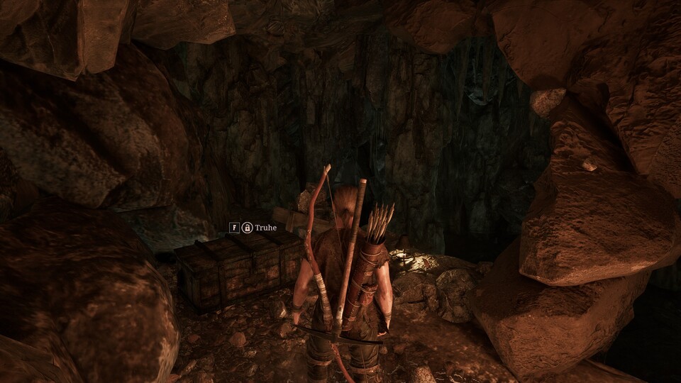 In der Höhle unter dem Felsen findet ihr den Reiterbogen – eine gute Waffe für den Spieleinstieg.
