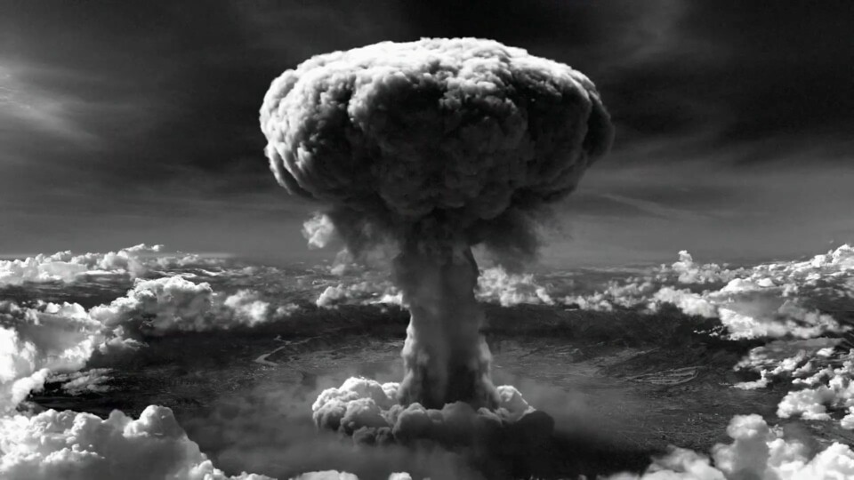Der zweite Weltkrieg endet im Fallout-Universum eben mit dem Abwurf von Atombomben auf japanische Städte.