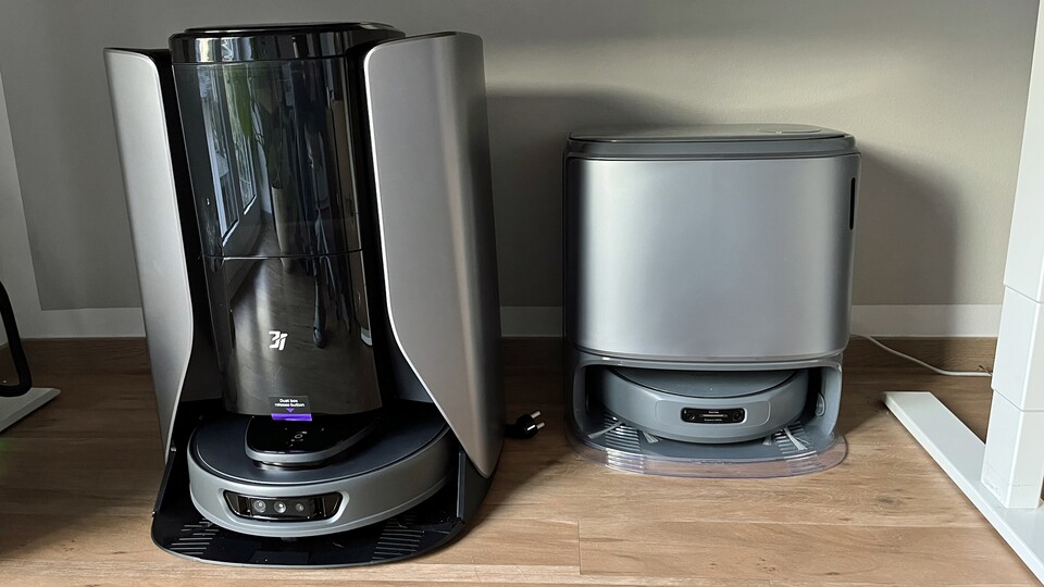Links: Der 3i S10 Ultra. Rechts: Der Narwal Freo Z10 Ultra (typische Größe eines Saug- + Wischroboters).