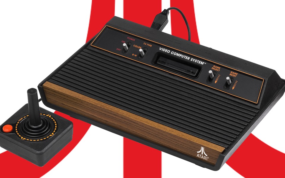 Atari landet mit dem Video Computer System einen Welterfolg. Auf das VCS folgen vor gut 40 Jahren die ersten Gaming-PCs - aber trotzdem muss sich Atari Commodore und dem C64 geschlagen geben. Warum?