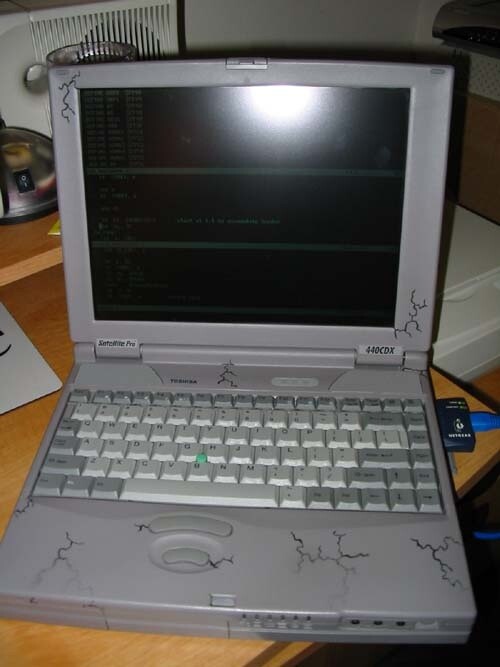 Der alte 486er-Laptop.